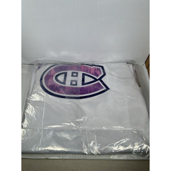 Size 2XL Fanatics Montreal Canadiens Hockey Fights Cancer Jersey 2024 NHL NEW - Picture 4 of 4